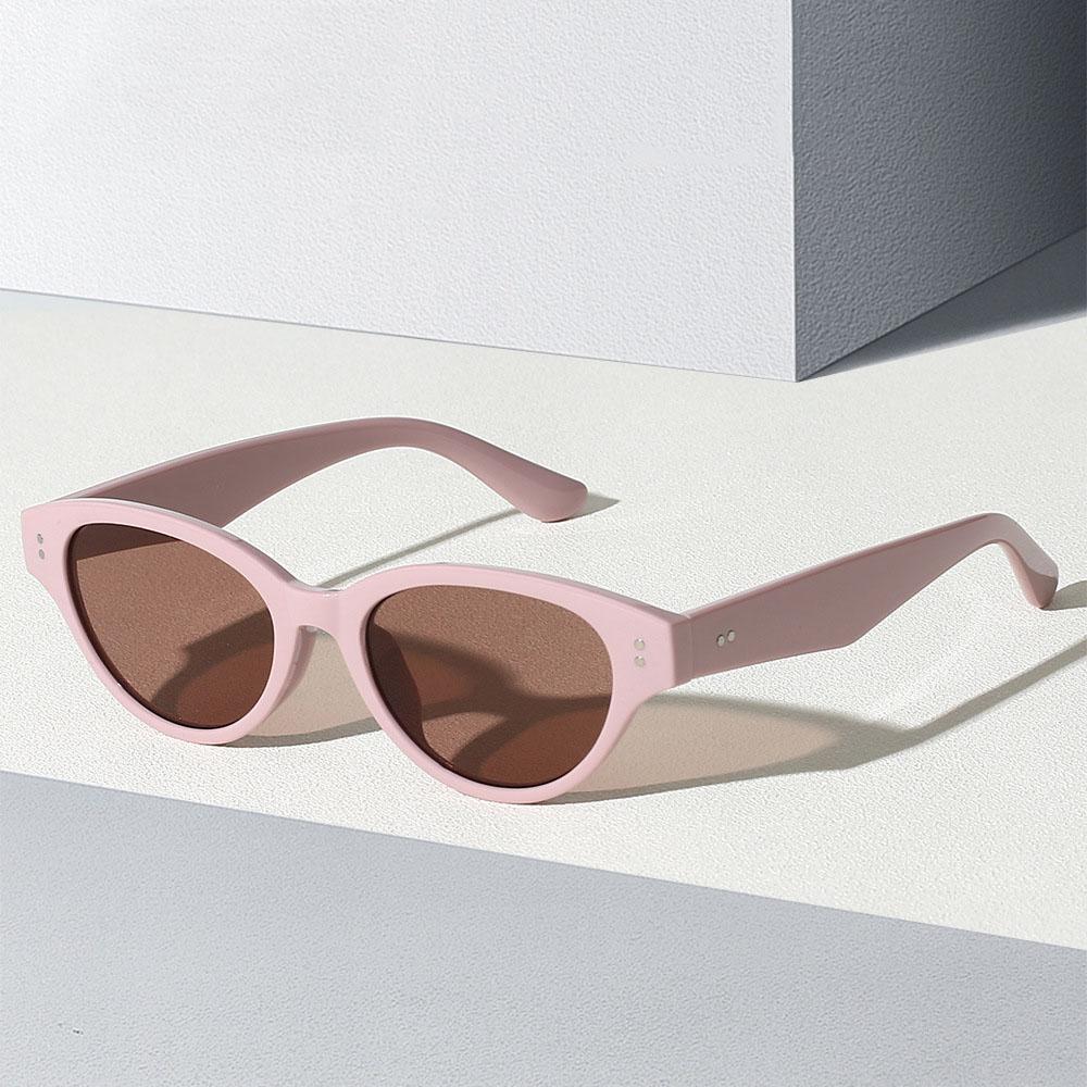 Vintage Sexy Ladies Cat Eye Sunglasses Women For Men Popular Luxury Brand Designer Sun Glasses Trend Punk Rivet Eyeglasses UV400