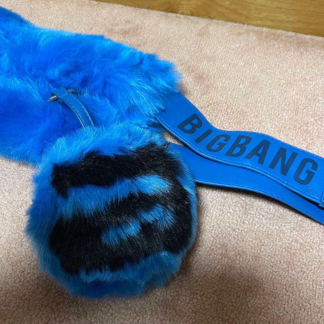 [Б/У] BIGBANG LAST DANCE меховой брелок на плечо