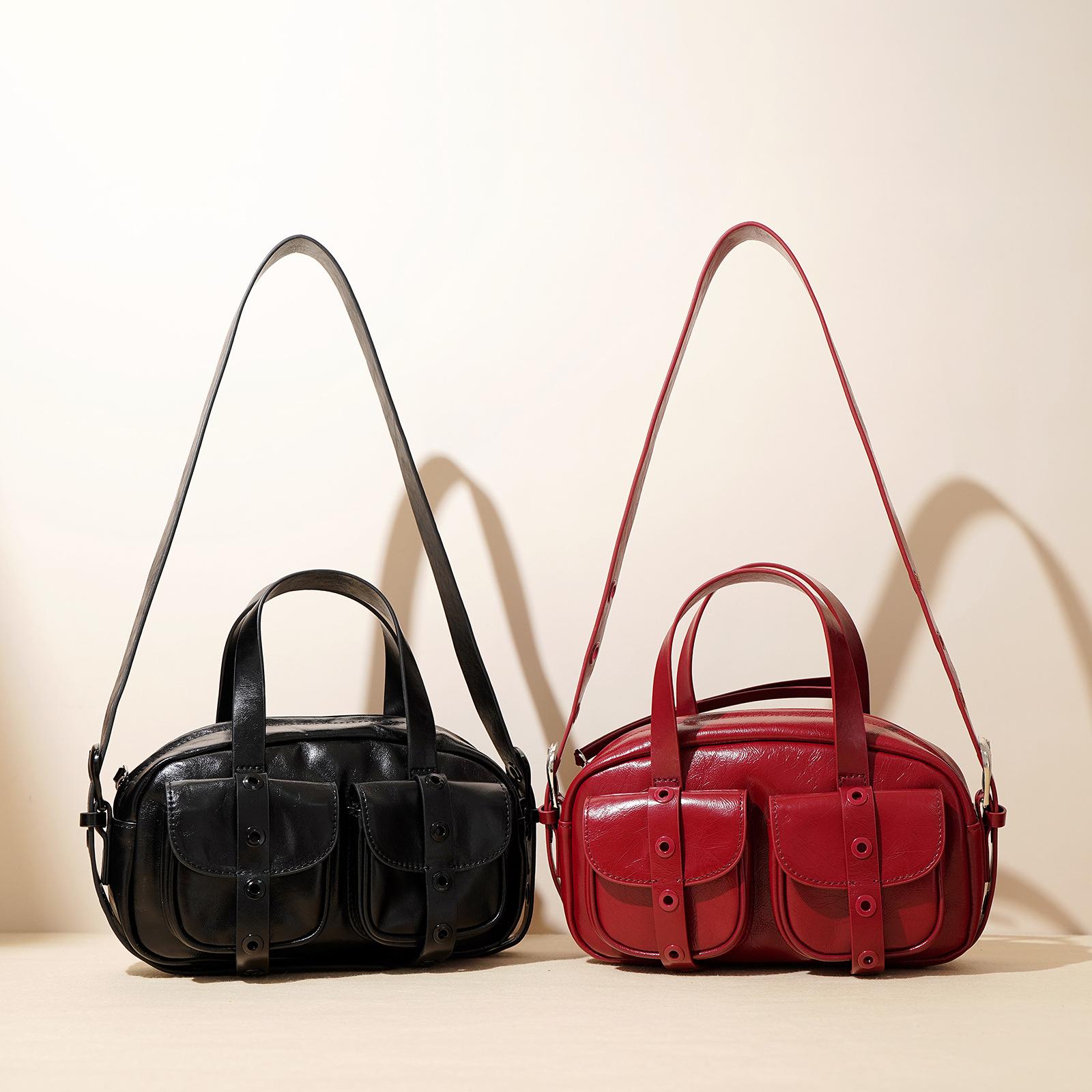 

New Design Tote Locomotive Bag Large Capacity Fashion Handbag Underarm Crossbody Bag Exquisite Versatile Women s Bag чорний