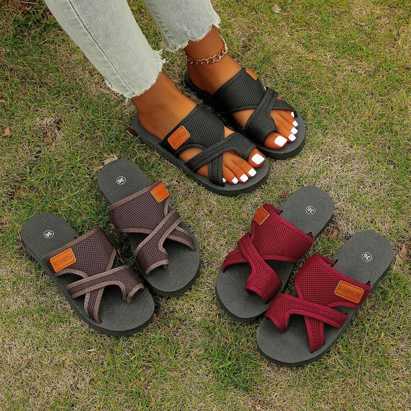 Summer new large size women's flat bottom cover toe cool slippers wind comfortable foam bottom beach slippers women