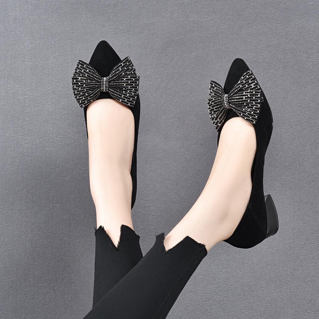Pointed flat-soled women's shoes autumn new shallow mouth small single shoes bow sheepskin low heel women