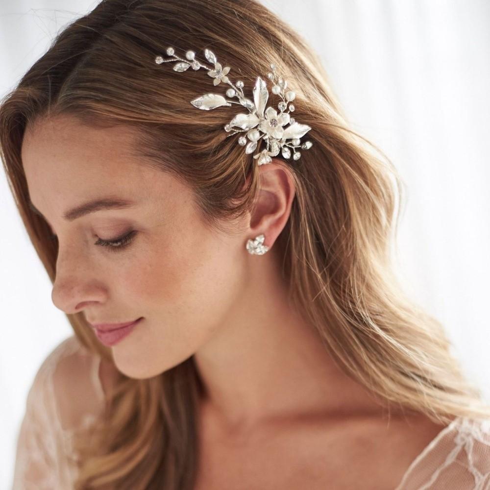 Luxuriöser Brautkopfschmuck Zink Zinklegierung Blume Strassstein Kopfschmuck Kreativer Kristall Haarclip Brautparty