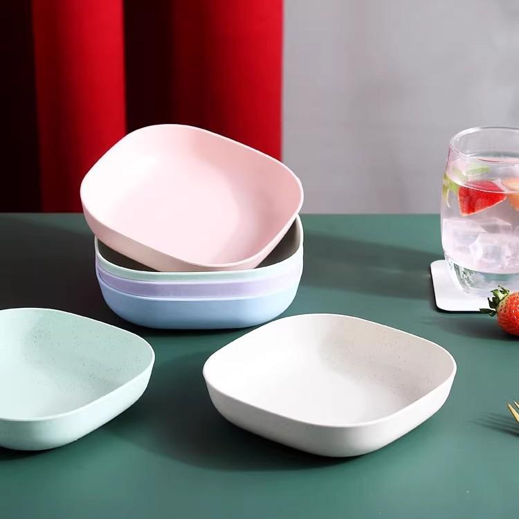 Multi-purpose Dining Plate: Small, Plastic Side Dish with Base - Perfect for Snacks, Fruits, and Portioning.