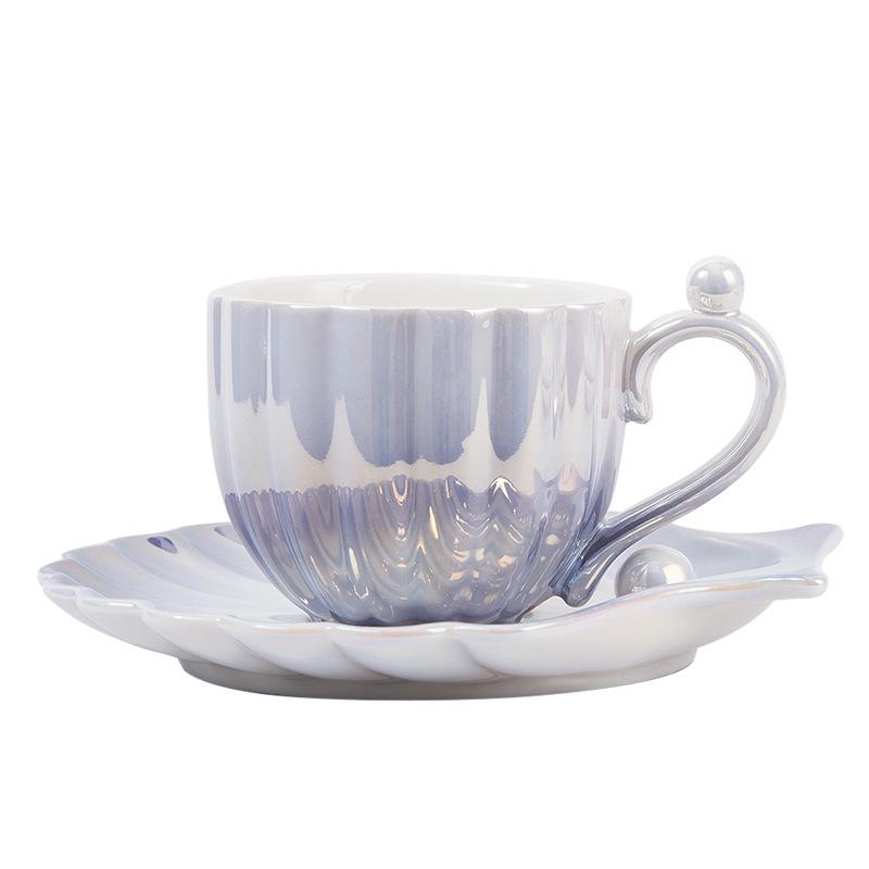 Set Tazza e Sottotazza in Ceramica con Conchiglie: Tazza leggera in madreperla per la casa – Elegante regalo souvenir di lusso
