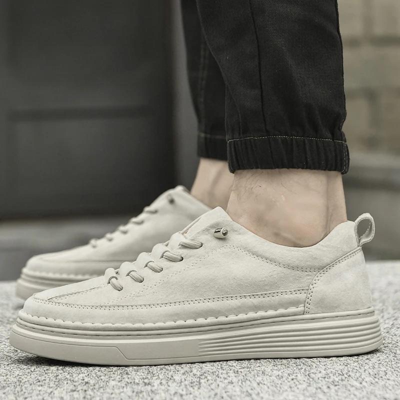 Fashion 2025 New Men Genuine Leather Outdoor Walking Shoes Casual Leather Flat Designer Oxford Shoes Youth Fashion Antiskid Board Shoes