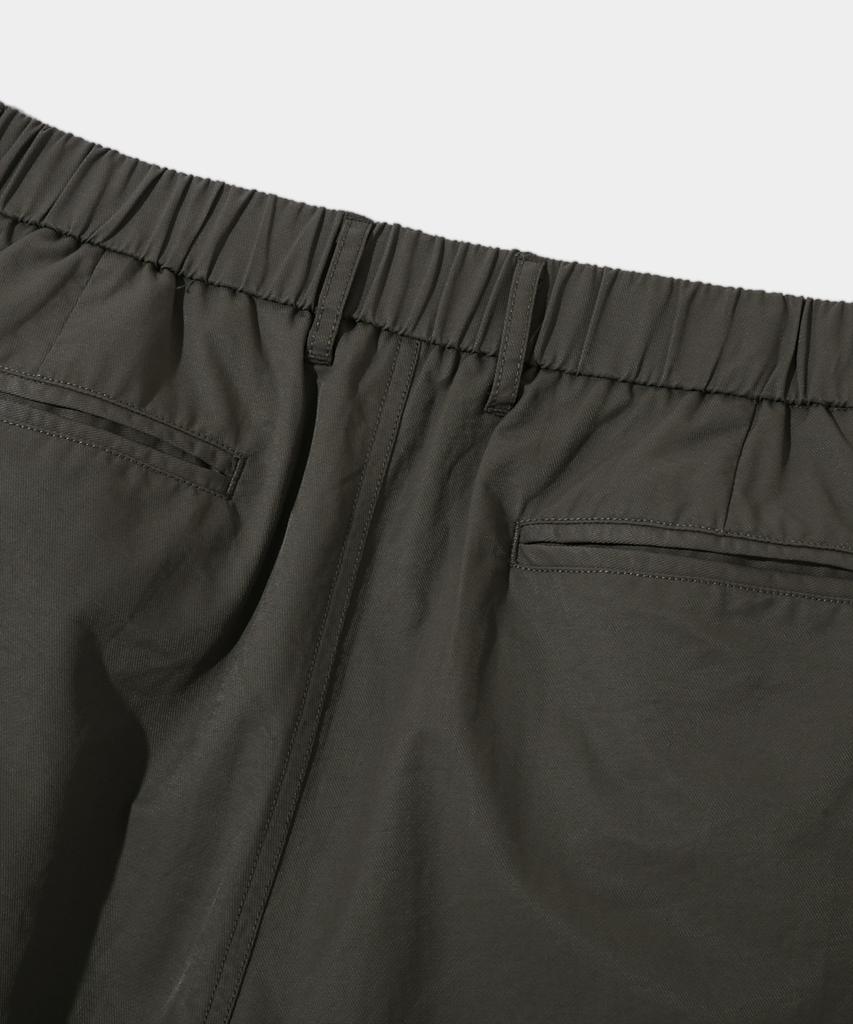 Dimiteulibeullaeg Asi Half-Banding Flare Fit Slacks_Gray