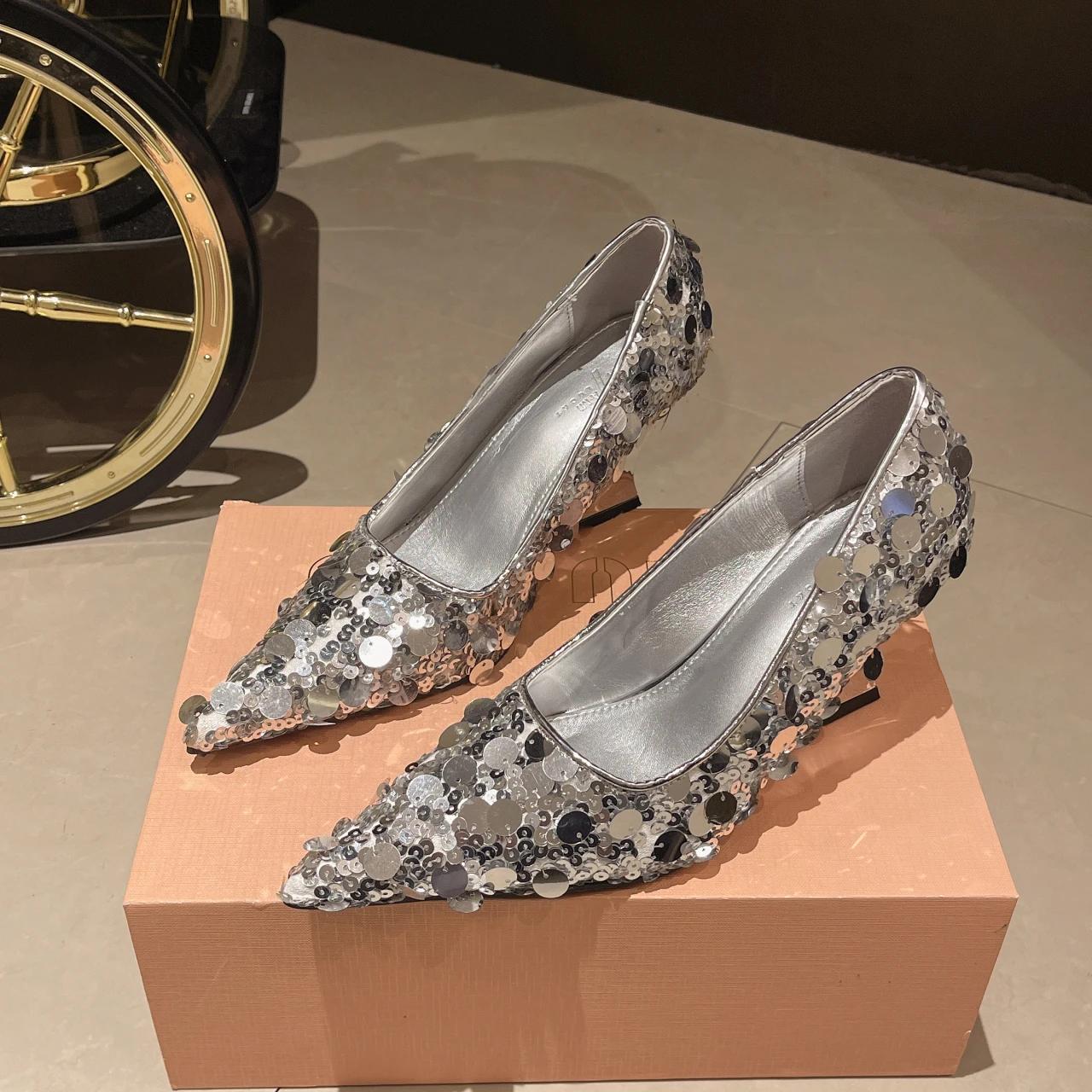 

Обувь Женские трендовые брендовые туфли-лодочки Модные блестящие туфли с острым носком и пайетками Туфли-лодочки на высоком каблуке-танкетке 40 серебряный
