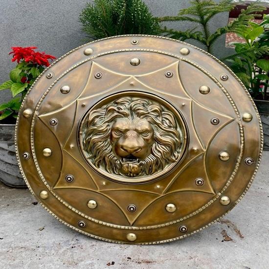 60.96 Cm Medieval Lion Face Shield Steel Armor Replica for Cosplay Display