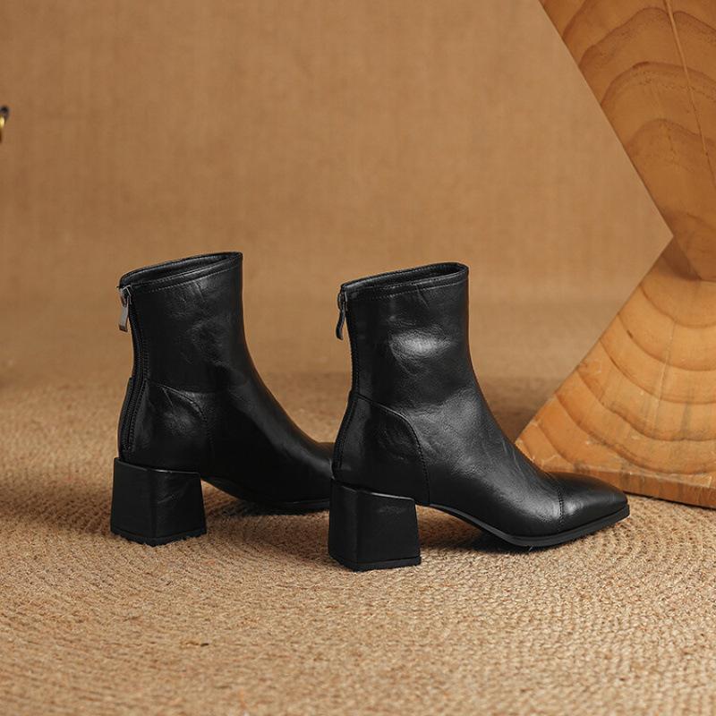 

Korean version of medium heel fashion boots women s rubber sole comfortable large size women s boots square heel rear zipper leather boots new medi 38 чёрный