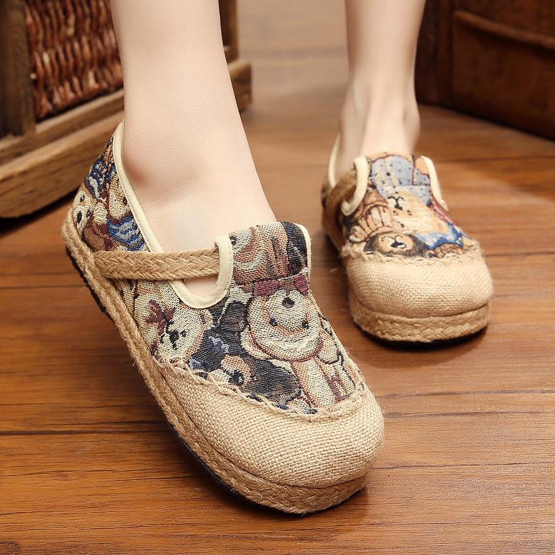 2025 Ethnic Style Women's Non-Slip Cotton Linen Shoes - Comfortable, Breathable, Easy-to-Match Teddy Bear Print.