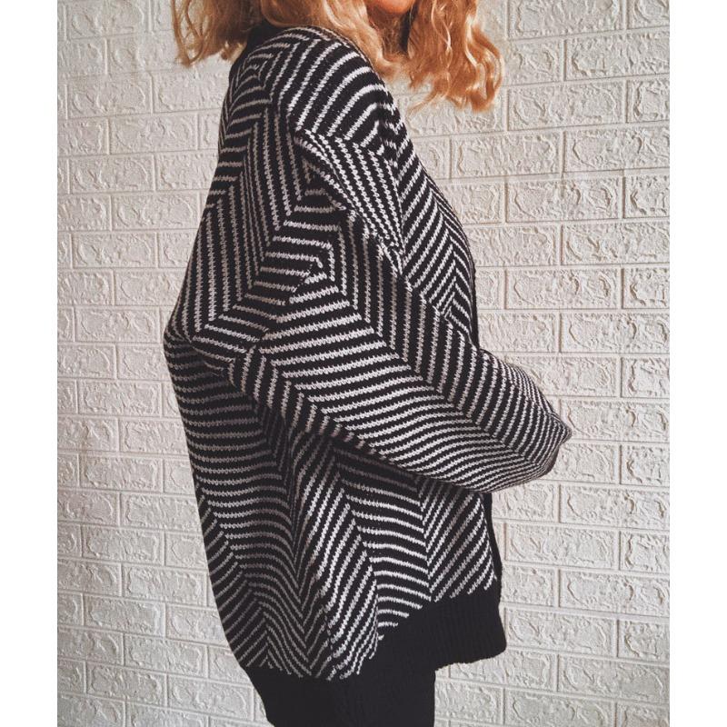 Striped Knitted Cardigan Women's Loose Sweater Single Breasted Buckle Casual Long Sleeved Jacket Warm Comfortable Commuter Tops Autumn and Winter