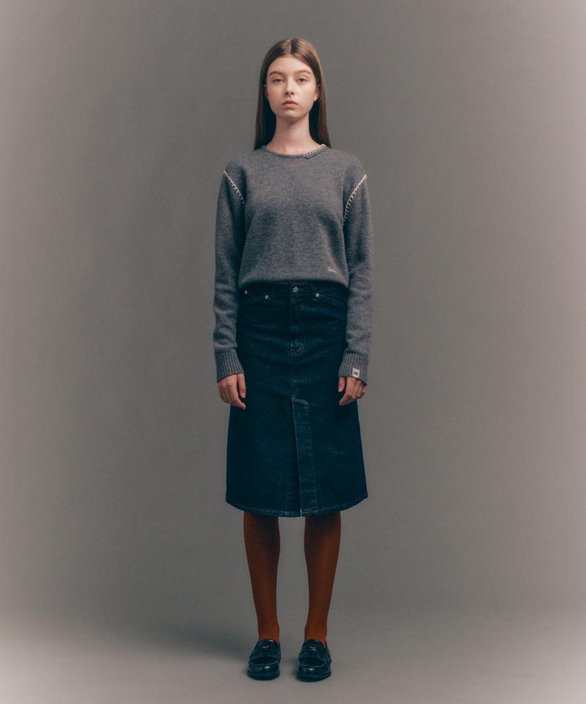 Seteo (W) Contrast Stitch Semi-Crop Knit Charcoal