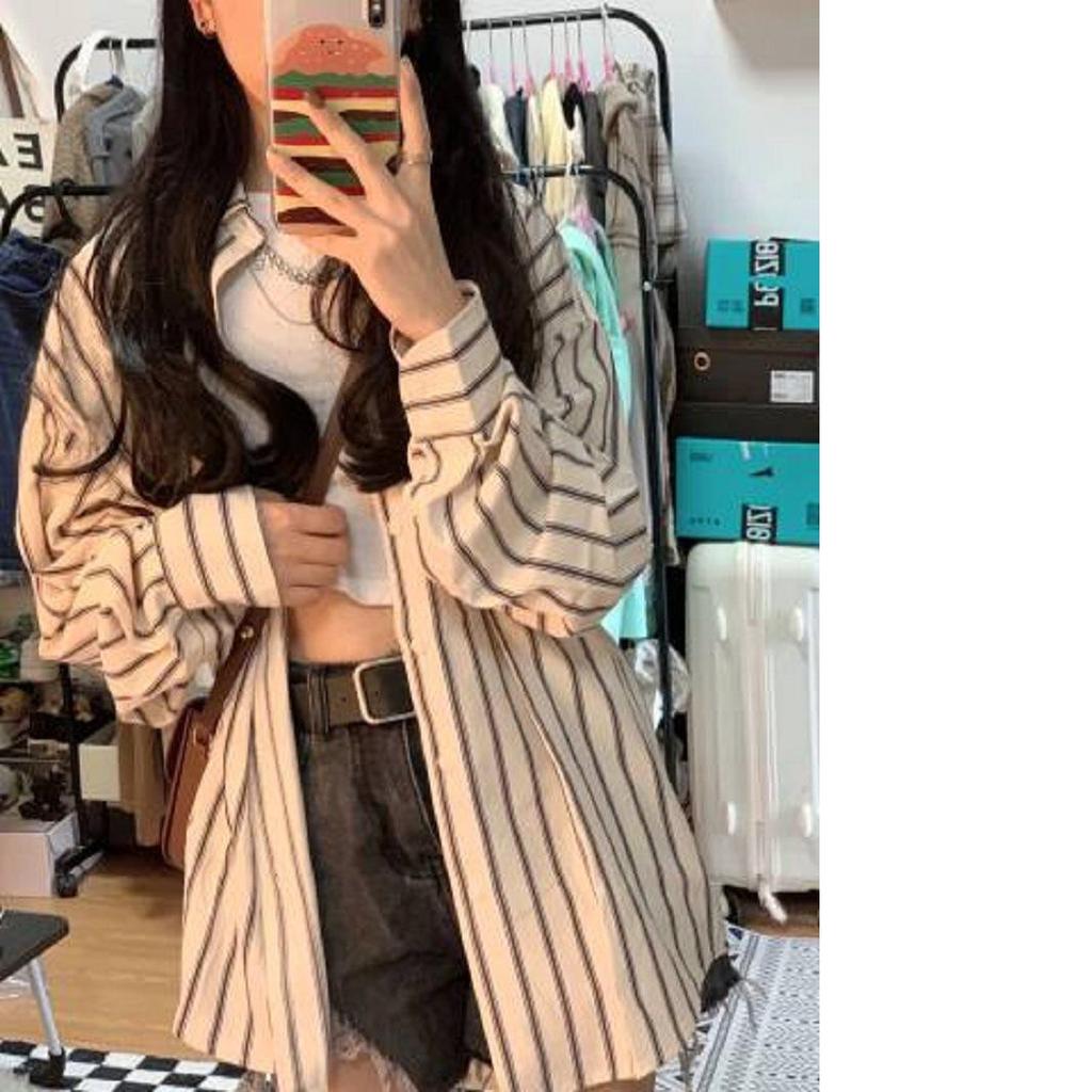 Plus Size Plaid Long Sleeve Cardigan Blouse for Women - Casual Autumn Outerwear, Korean Style.