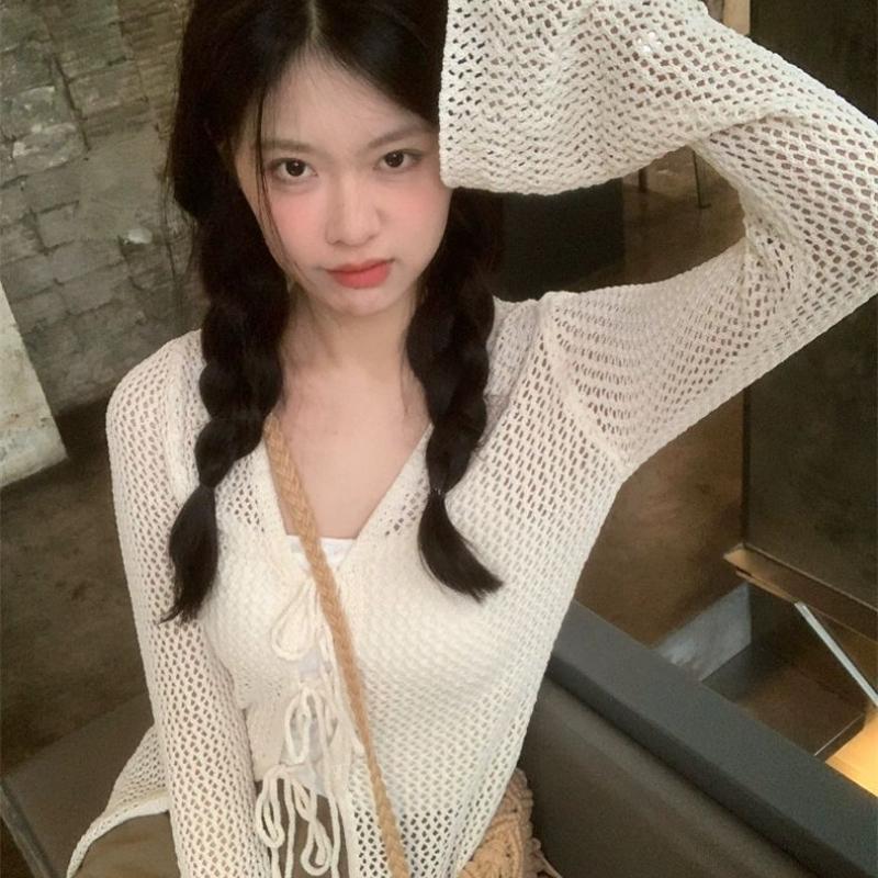 College Style Summer Hollow Out Strap Fresh Trumpet Sleeves Slim Fit Thin Transparent V-neck Knitted Air Conditioning Cardigan