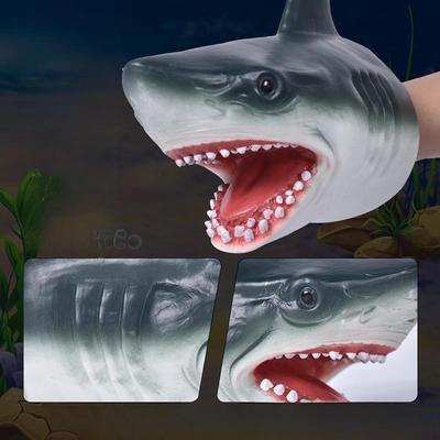 Panenky a plyšové hračky – Loutky