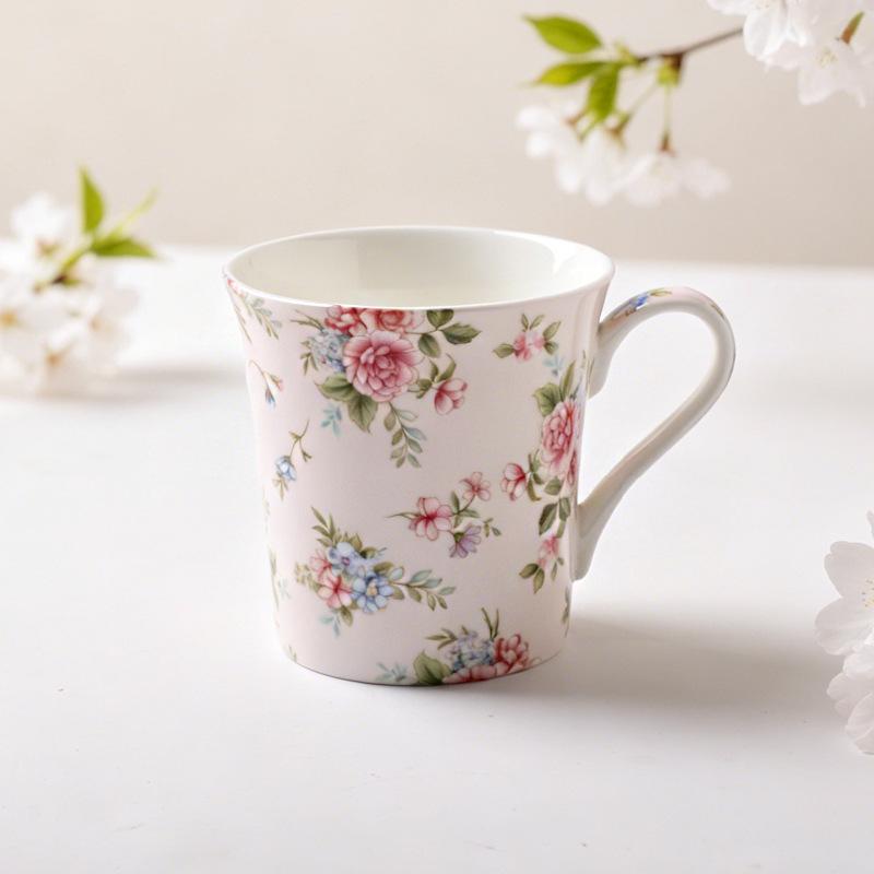 

Bone China Coffee Cup with Small Floral Pattern English Afternoon Tea Flower Tea Coffee Cup Home Breakfast Milk Mug Women s Gift 301-400ml