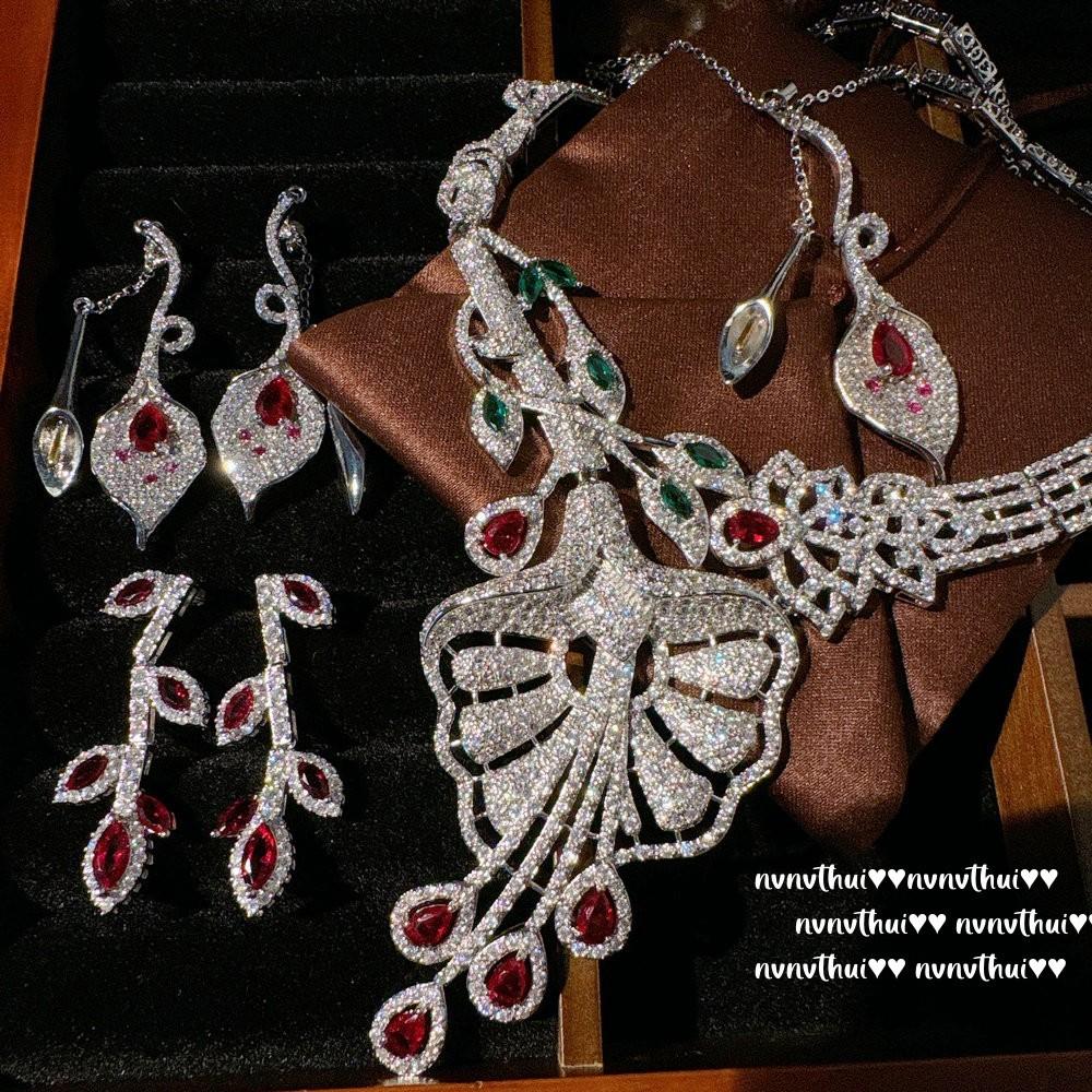 Vine Water Drop Calla Lily Gemstone Necklace, Rich Family Daughter Gold, Plated With 18K Gold, Pomegranate Calla Lily Zircon Earrings.
