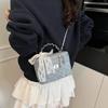 Fashion and High-end Xiaoxiangfeng Portable Box Bag 2025 New Simple Shoulder Bag Diamond Chain Bag Small Square Bag
