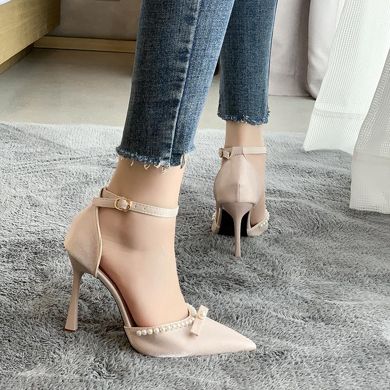 Women's 2025 Summer New Pointed Toe Block High Heels Pearl Buckle Single Shoes Baotou Hollow Sandals