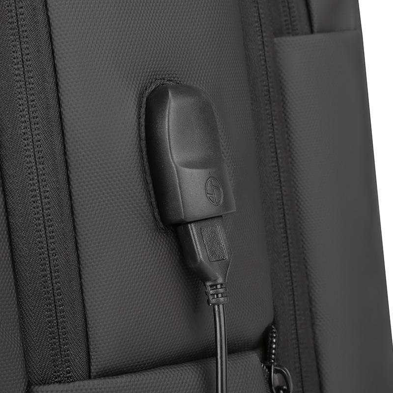 Men's simple backpack,laptop compartment,USB charging port, retractable design, large capacity, lightweight, commuter travel bag