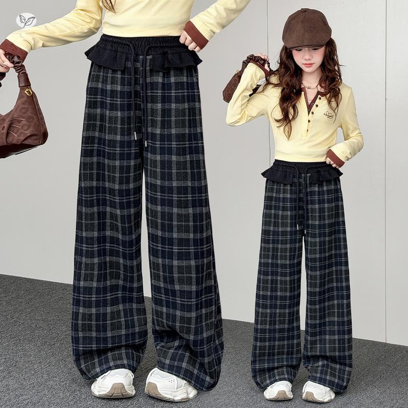 Girls' Plaid Wide-Leg Trousers with Lace Waist - Autumn 2026 Collection for Medium and Large Children.