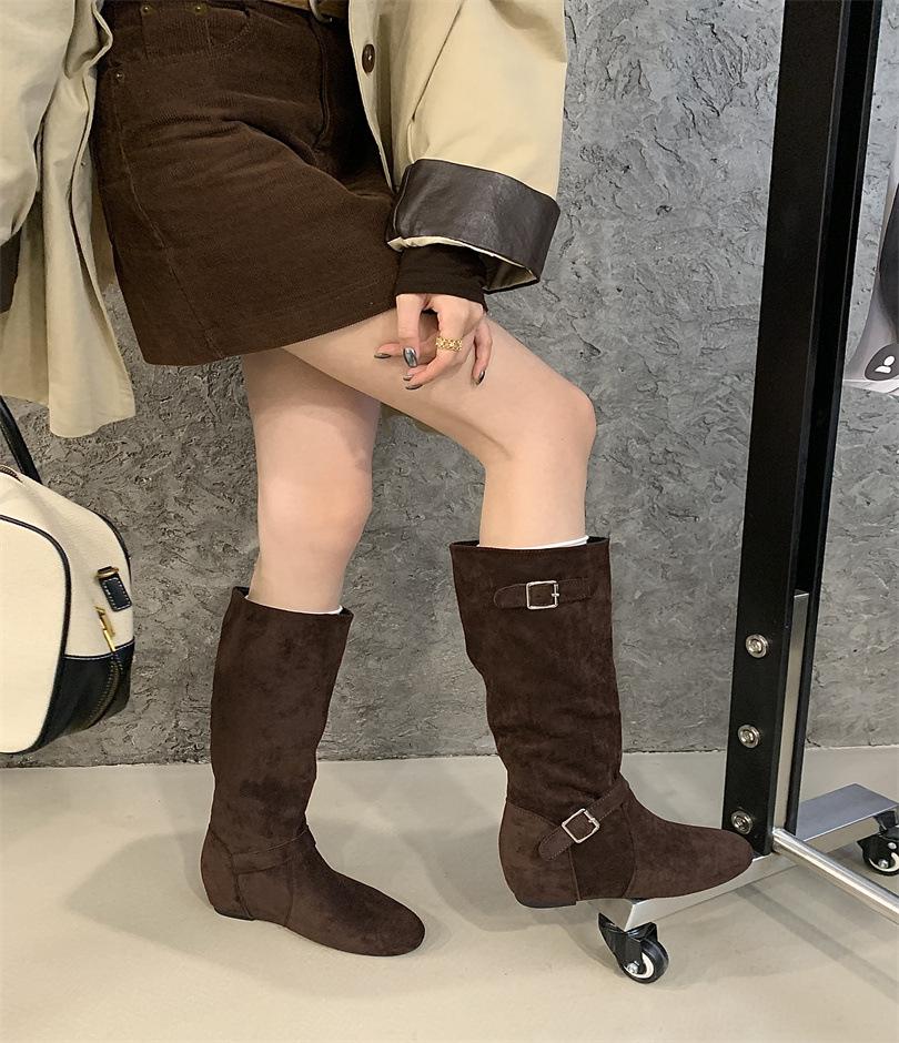 2025 new Dongdaemun, inner height increase 5cm long boots Korean fashion buckle design stacked medium boots women