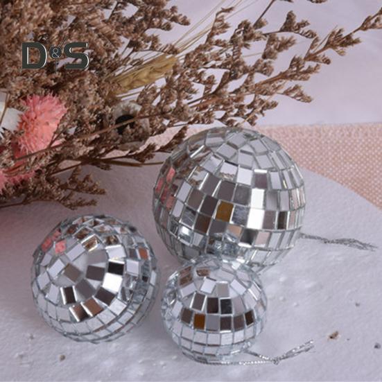 Silverspegel Discokula Ornament Reflekterande Hängande Discokula Dekorationer för 70-tals Retro Fest Jul Födelsedagar Tillbehör