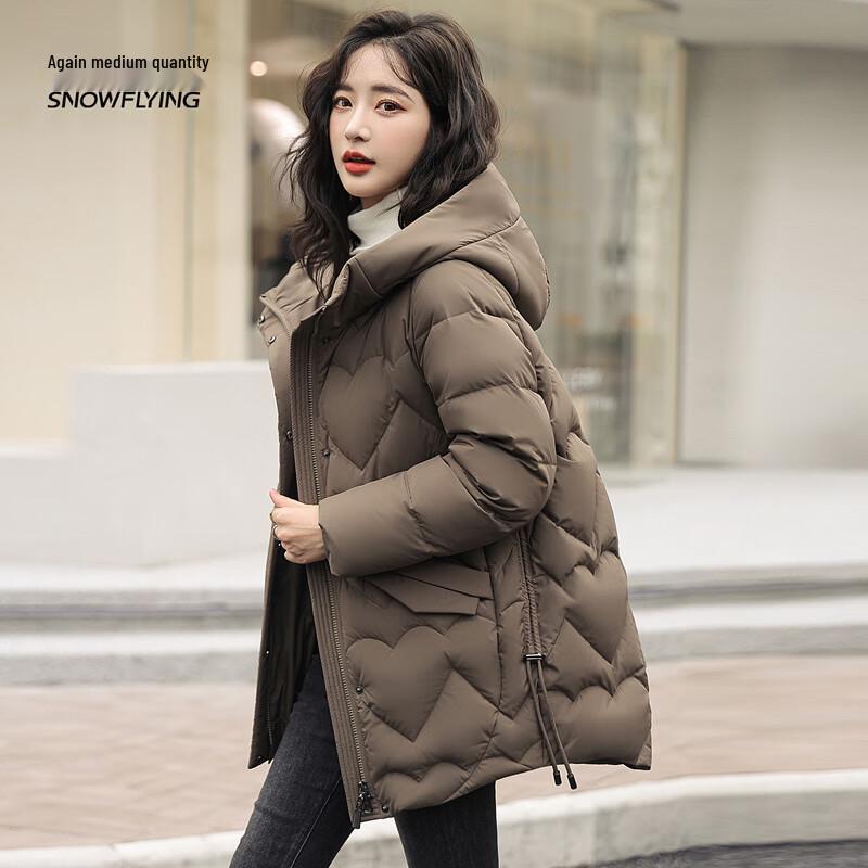 

Женский пуховик средней длины с капюшоном XueZhongFei M