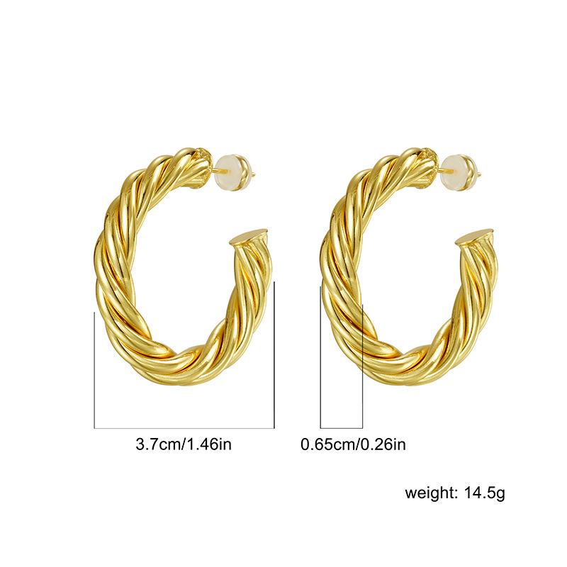 Elegant Twisted Line Earrings for Women: Stylish Gold & Silver Ear Cuffs with Unique Niche Design, Perfect for Commuting & Light Luxury Wear.