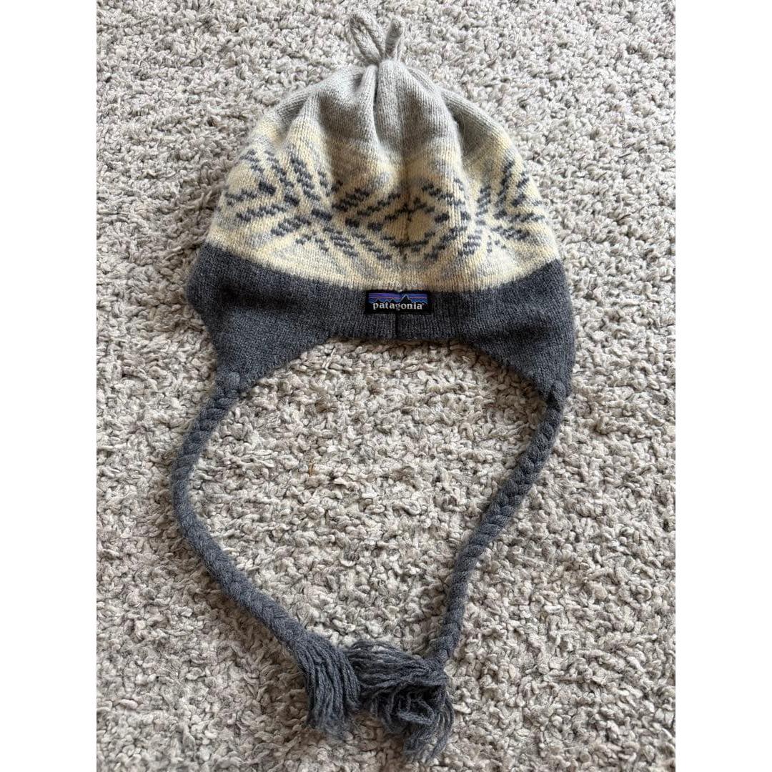 Used patagonia knit hat