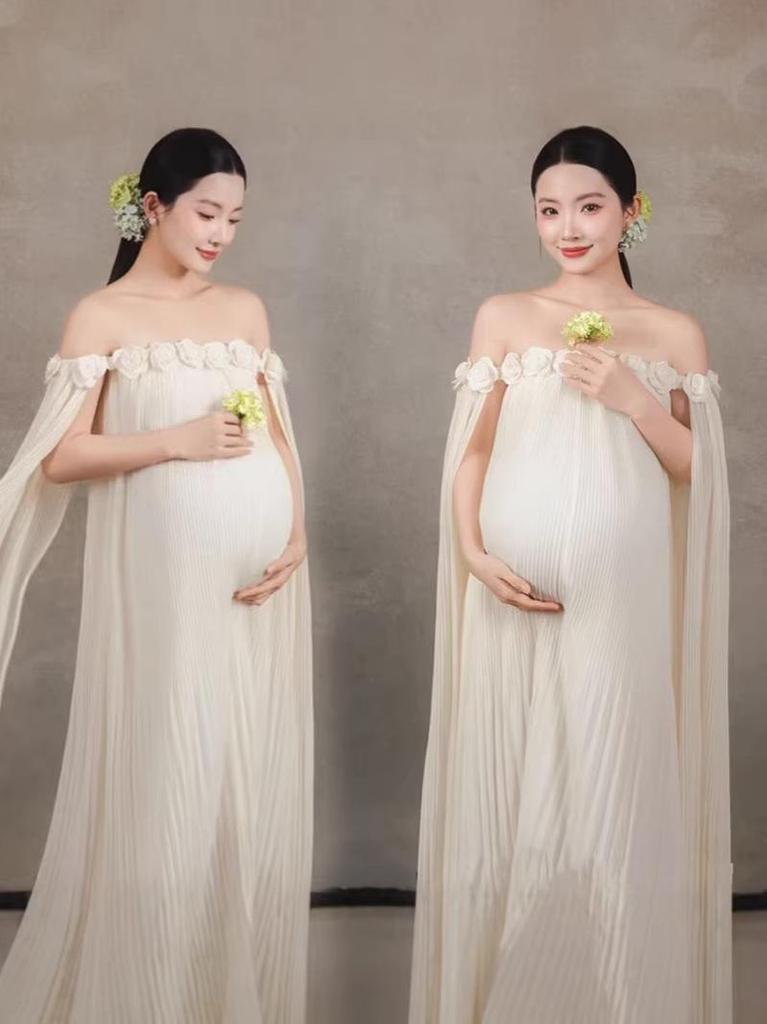 Maternity Studio Clothing: Elegant French-Inspired Style for Gentle, High-End Pregnancy Photography