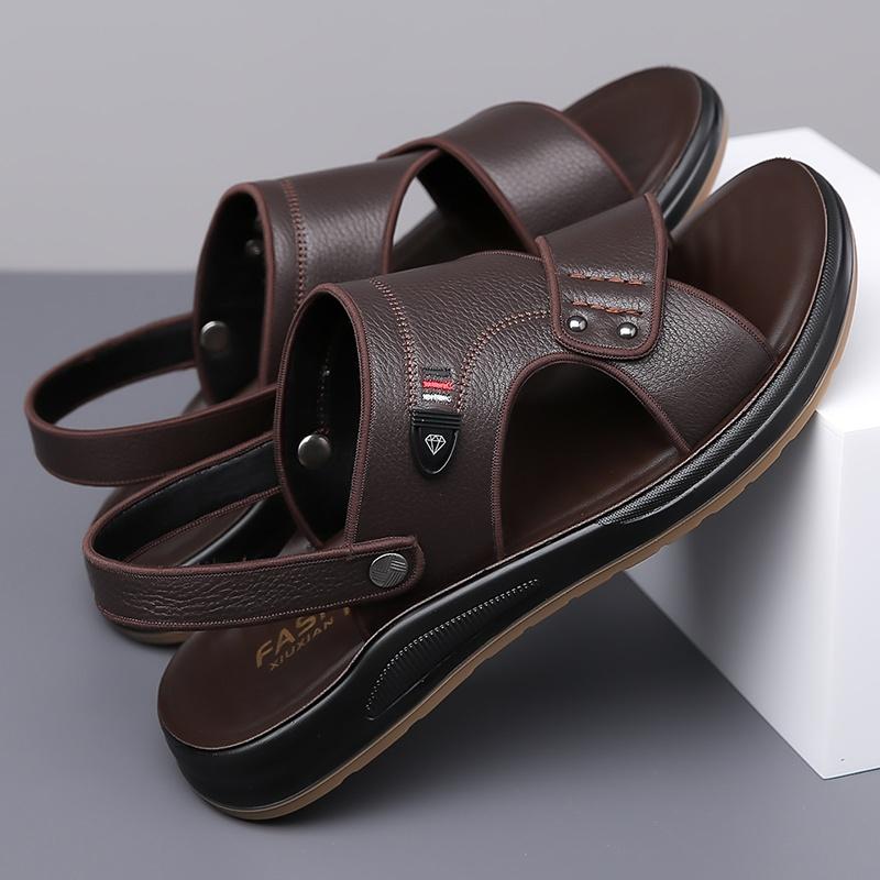 Herren Braune Flache Hausschuhe Sommer Outdoor Breite Zehenpartie Wandersandalen Retro Schwarzes Leder Offene Zehenpartie Strandschuhe Übergröße