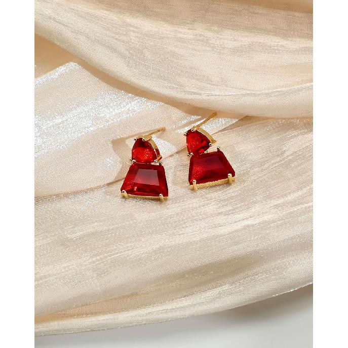 Hypoallergenic Brown Crystal Dangle Earrings for Women | Fashionable Amber Drops Ideal for Sensitive Ears