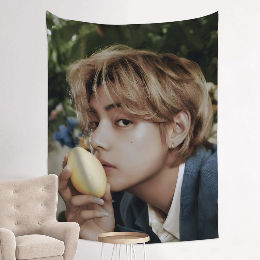 

[USED] BTS Tapestry DICON Taehyung V V