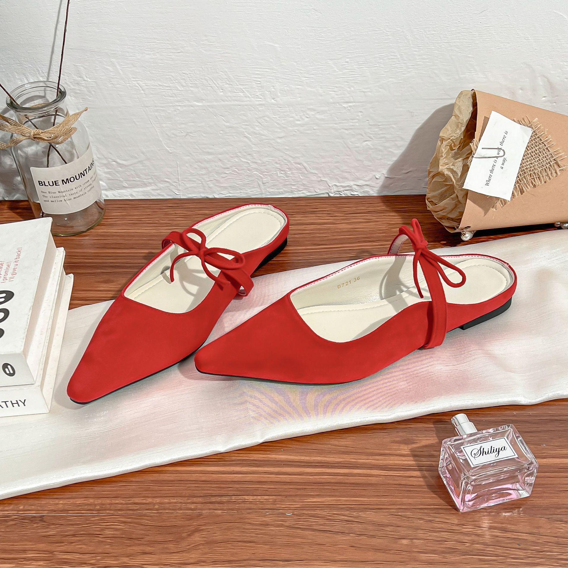 

Осень новая сумка голова крутые тапочки женская мода остроносые мюли женские задник пустой темперамент одинарная обувь с женской обувью 35