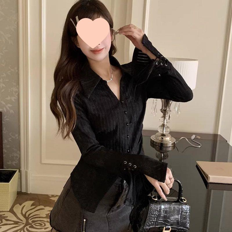 Women's Striped Flare Sleeve Top - Spicy Girl Collection, Slim-Fit Long Sleeve with Lapel Design for Autumn and Winter.