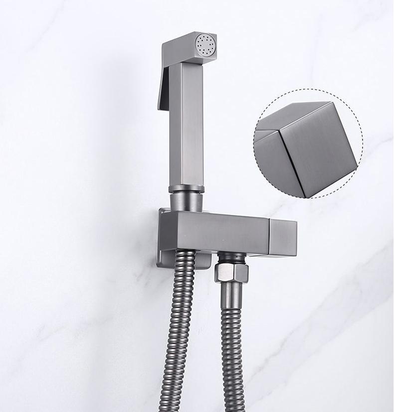 Gold Shower Wall Mounted Toilet Bidet Sprayer Set Brass Valve Bathroom Alloy Black Handheld Self Cleaning Bidet Faucet White