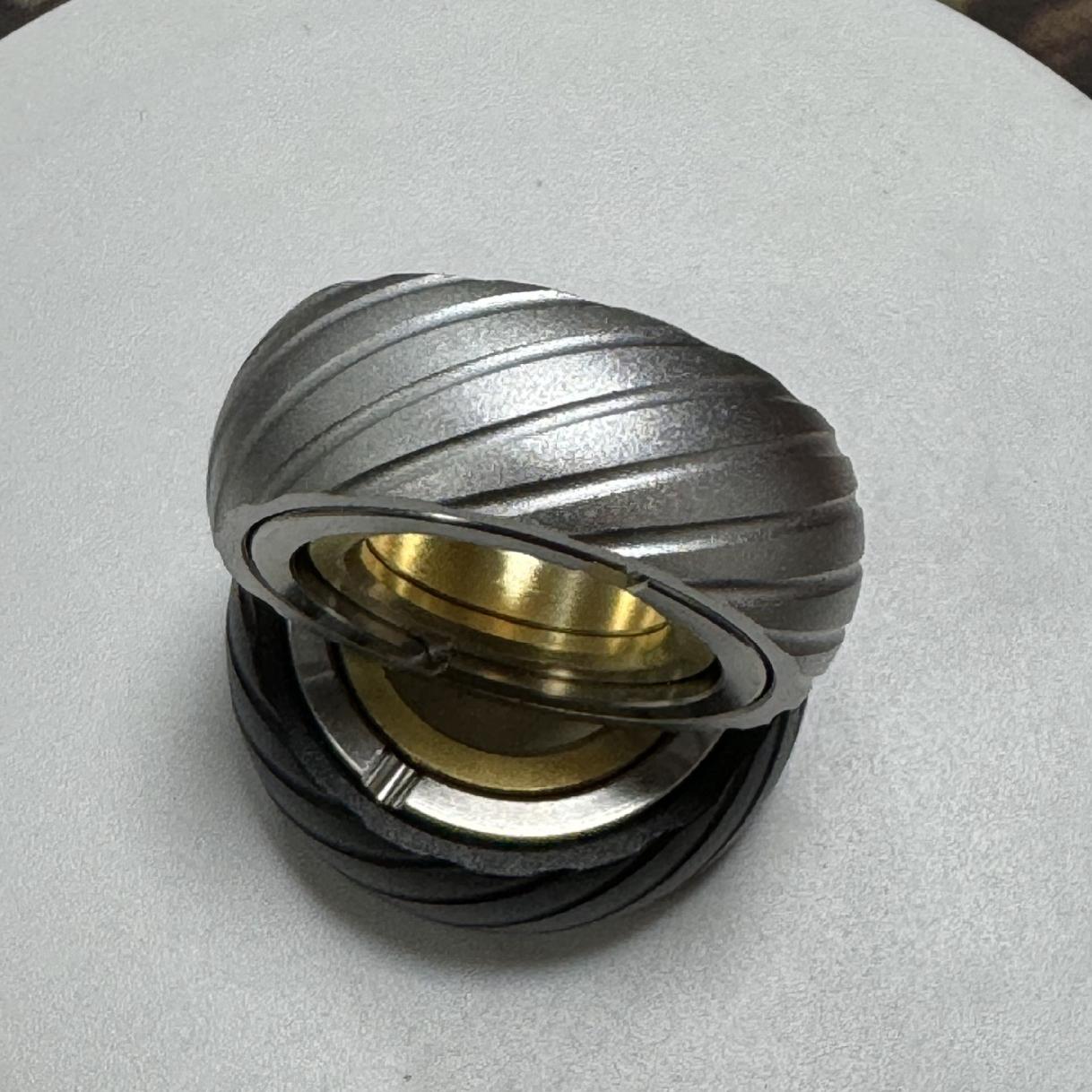 

Paragraph Ring Magnetic Push Card Haptic Pushing Plate Mechanical Slider Edc Metal Mini Fidget Stress Relief Toy Antistresse