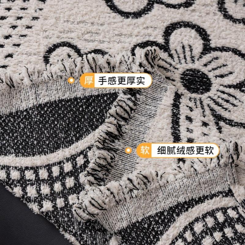 Thickened Four Season Universal Tassel Edge Sofa Towel Anti Cat Scratching Couch Cover Machine Washable Sofa Cover Cloth