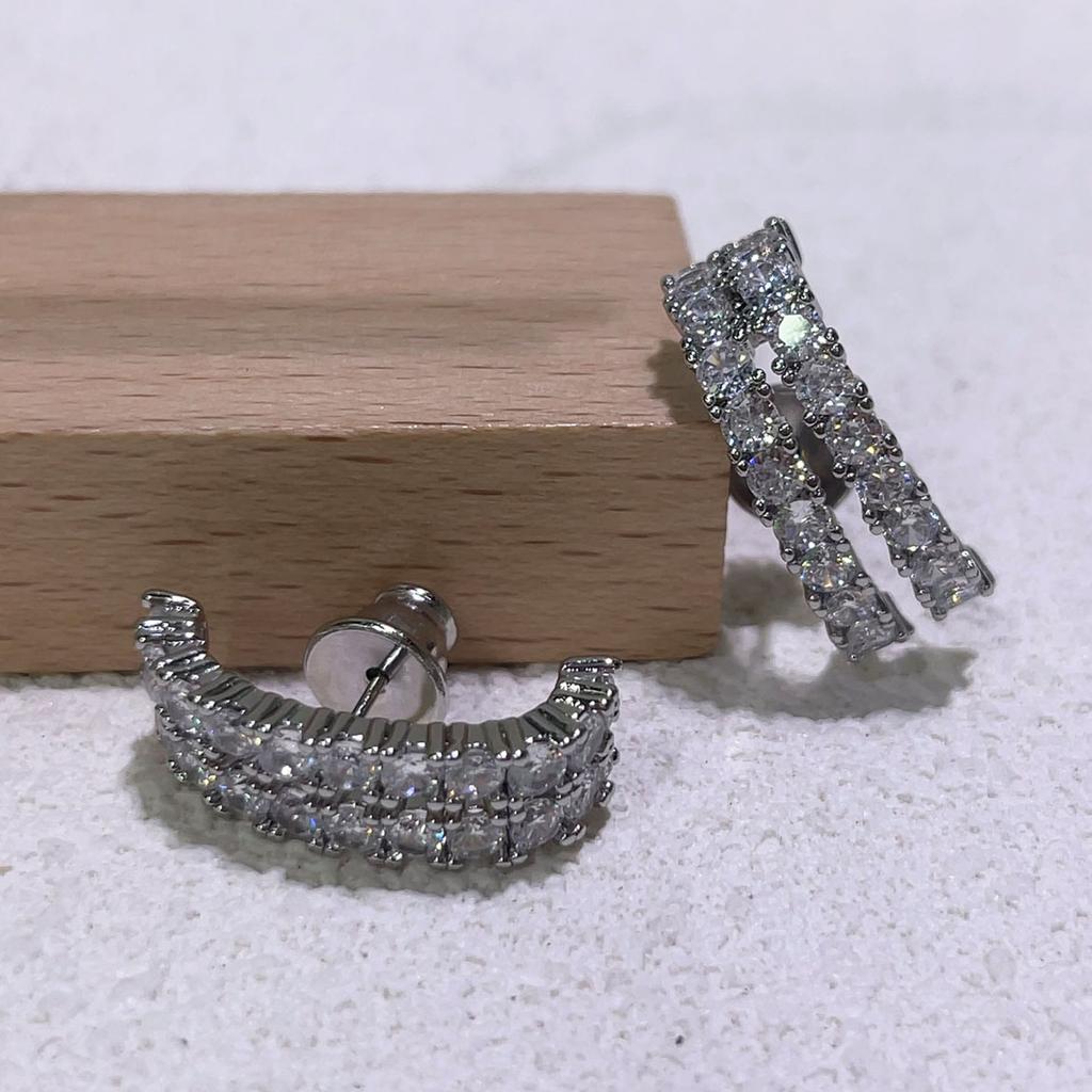 Heart Necklace Women's High Jewelry Set Luxury Pearl Necklace Earrings Ring Bracelet Suitable for Wedding Gifts