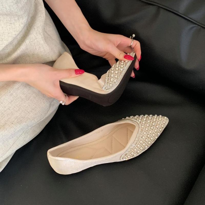 Luxury Rhinestone String Bead Decoration Low Heel Pumps Women Fashion Pointed Toe Shallow Designer Shoes Comfort Soft-sole Flats