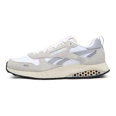 Încălțăminte unisex – Adidaşi