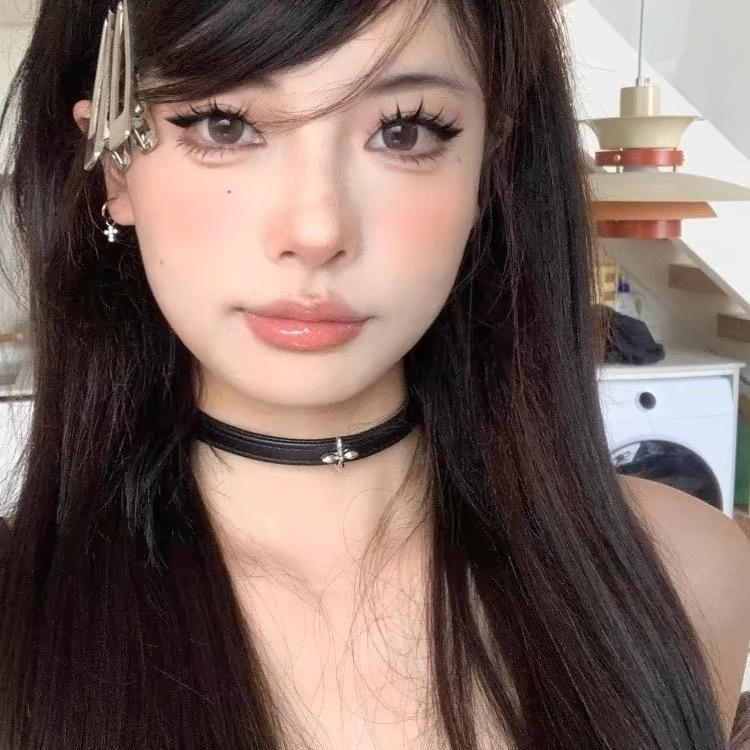 Dark Cross Flower Stand Choker Collar Female Hottie Niche Design Leather Necklace