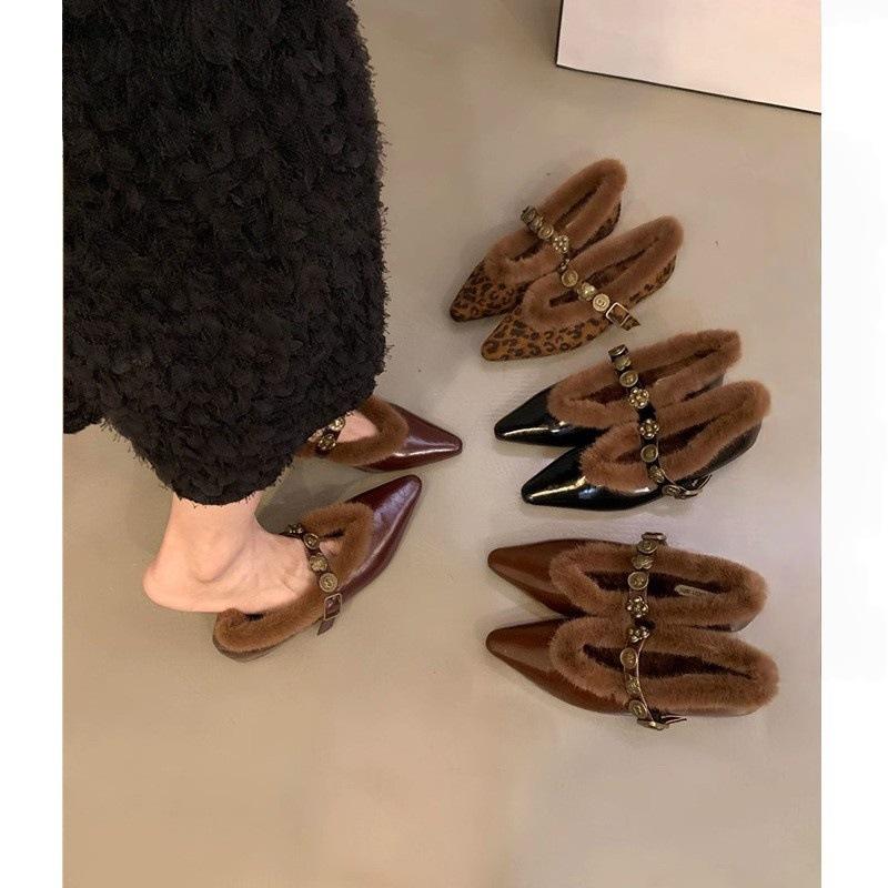 Sapatos de cabelo pontudos usam novos sapatos Mary Jane de estampa de leopardo com gorro de veludo sapatos de algodão