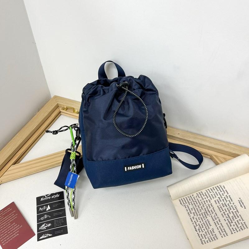 Lightweight Outdoor Shoulder Bag Travel Messenger Bag Men's Multi-functional Mobile Phone Bag Cycling Travel Kettle Water Cup Bag