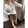 Women's Lace Trim V-Neck T-Shirt, Slim Fit, Long Sleeve, Ruffle Detail, Ideal for Spring and Autumn, Perfect As an Inner Layer.