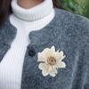 Damen Brosche Netzgarn Feder Rose Blume Dekor Schal Dekorative Reversnadel Kragen Hüte Taschen Mäntel Schals Taschendekoration
