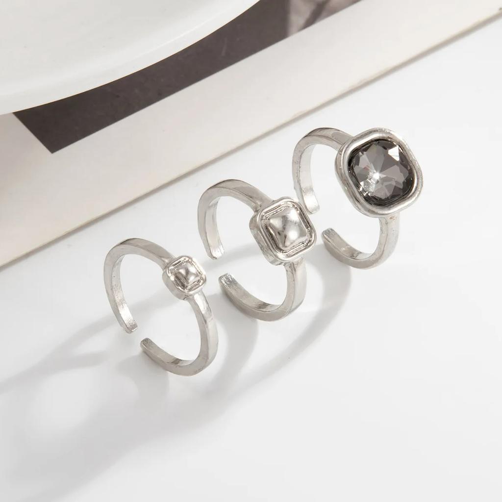 Minimalist Acrylic Rhinestone Open Ring for Women Korean Fashion Geometry Adjustable Knuckle Ring Party Jewelry Lady Gifts