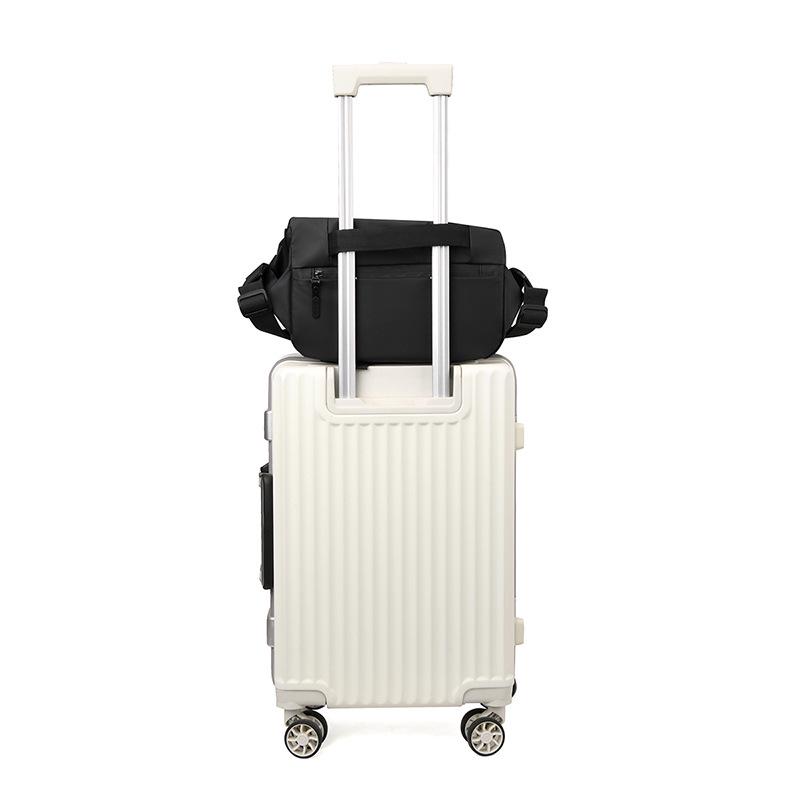 Herren Trendige Motorrad-Brusttasche mit großem Fassungsvermögen und Magnetverschluss