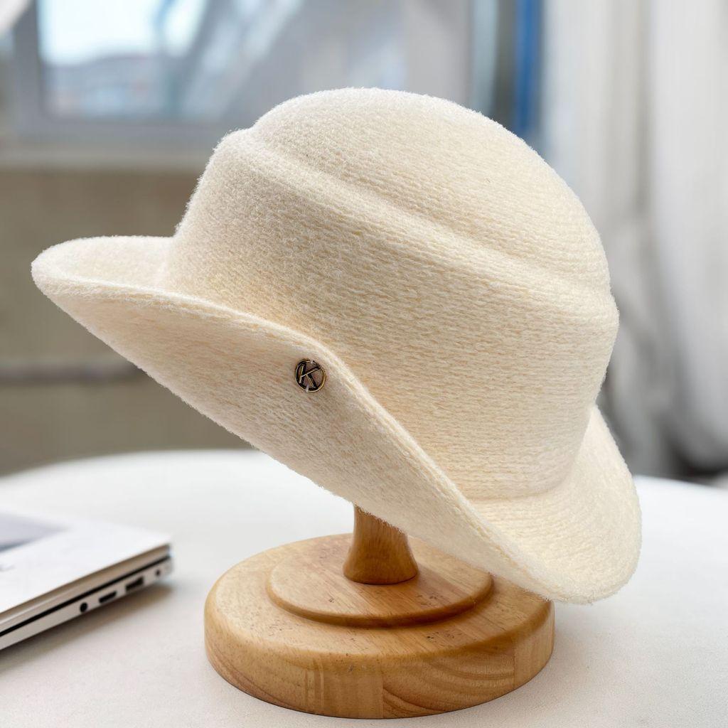 

Classic French Style Women Newsboy Cap With Breathable Cotton Blend For Autumn Winter Fashion Beige C
